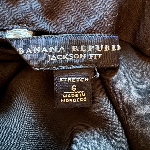 Classic Black Banana Republic Suit Set - Picture 2 of 6